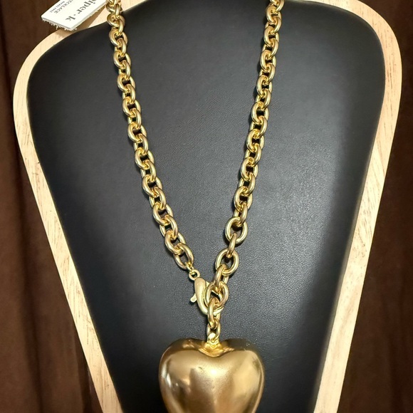 Gold Heart Pendant Necklace 34” - Picture 2 of 3